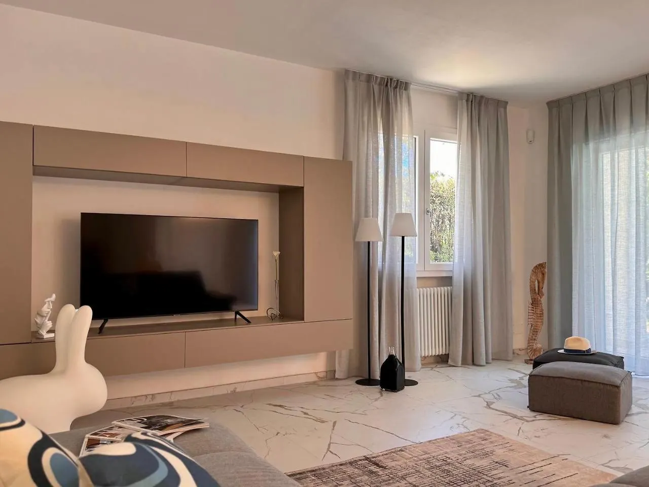 Villa Ludovica Forte dei Marmi Italy