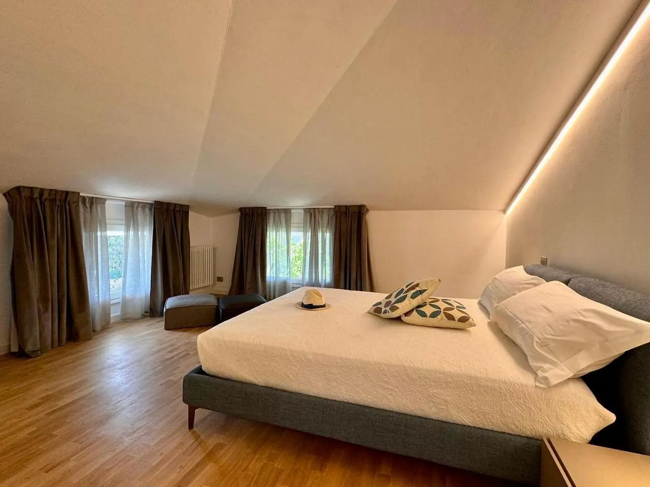 Villa Ludovica Forte dei Marmi 0*,  Italy